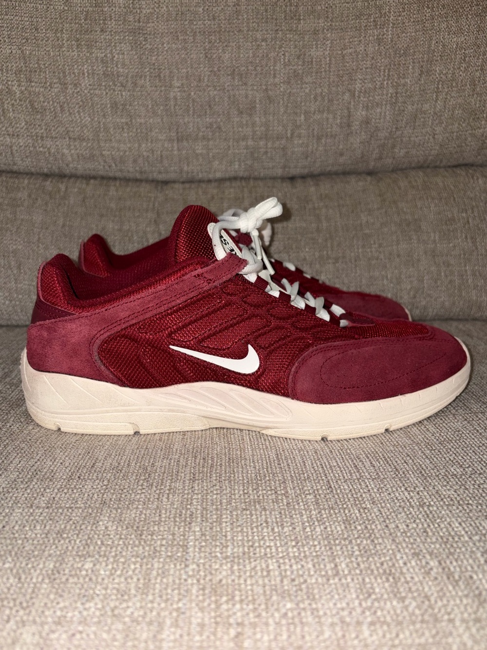 Nike SB Vertebrae Sneakers